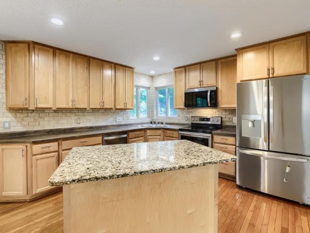 12601 Able Circle NE