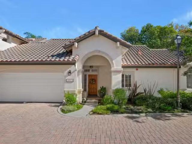 1260 CRAVENS LN APT 2, CARPINTERIA, CA 93013