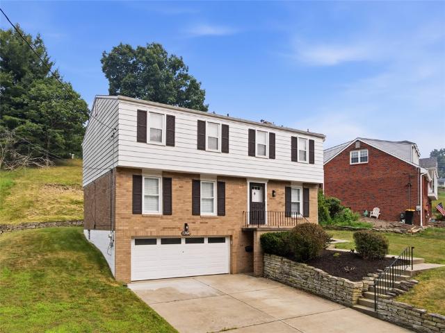 1260 Delfield Dr