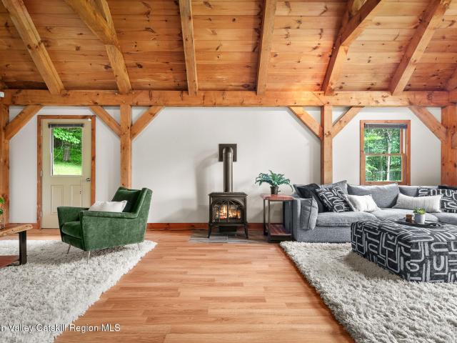 1260 W Peakes Brook Road