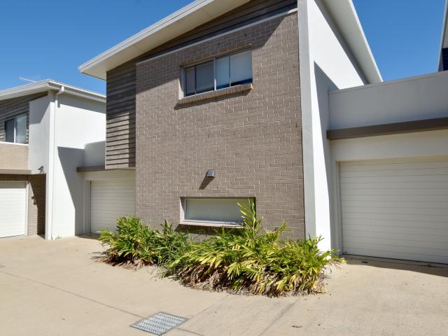 1/261 Auckland Street South Gladstone, QLD 4680