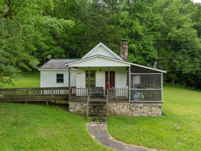 1261 S Cedar Ln, Chickamauga, GA 30707 | MLS #1516
