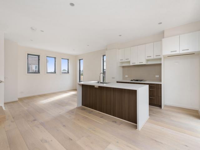12/639 Mountain Highway Bayswater, VIC 3153
