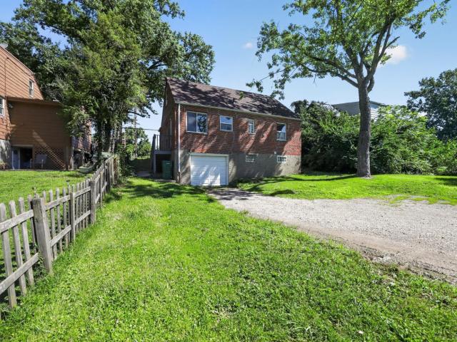 1263 W Galbraith Road
