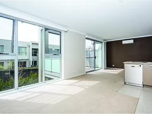 12/63A Torrens Street, BRADDON Apartment for rent Listed by I.