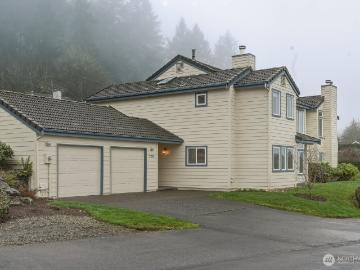 126 Cormorant Dr, Steilacoom, WA 98388 | MLS #2463