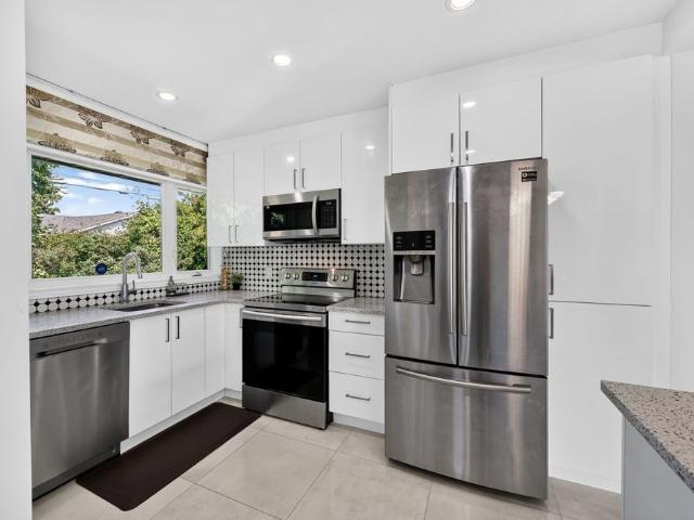 126 Av. Oakridge, Pointe Claire, QC H9R