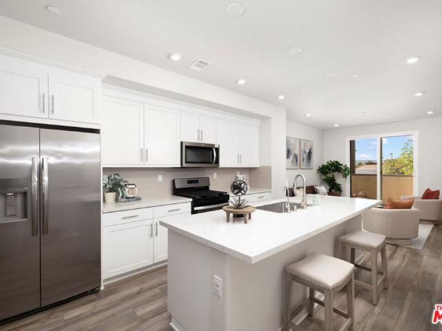 126 Dove Lndg