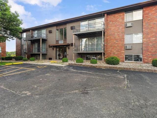 126 E Lake Ave, Peoria, IL 61614