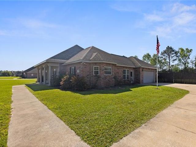 126 Eagle Pt Dr, Leesville, LA 71446 | MLS #2551