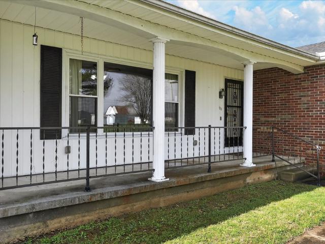 126 Kent Lane