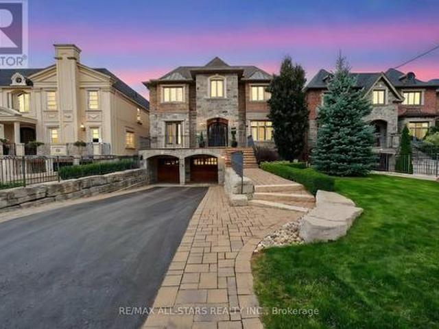 126 Hillview Road, Aurora, ON, L4G 2M5 house for sale | Listing ID N12946 | Royal LePage