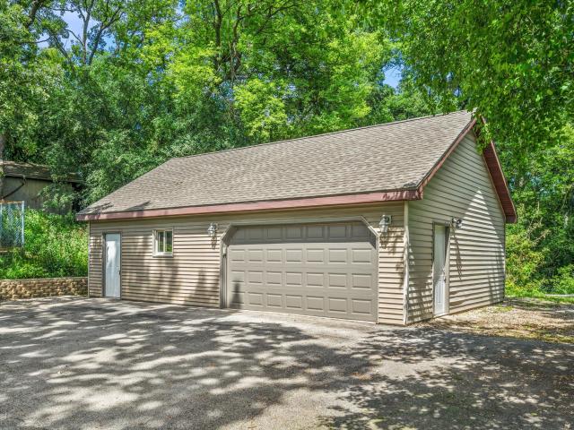 126 E Oak Crest Dr