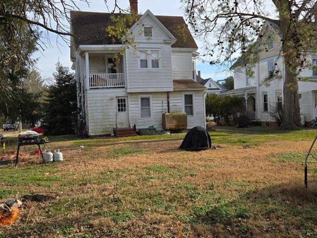 126 Maple Avenue