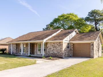 126 Marion Rd, Summerville, SC 29486 | MLS #26017