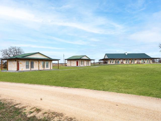 126 Mariana Dr, Unit A, Red Rock, TX 78662 | MLS #5957