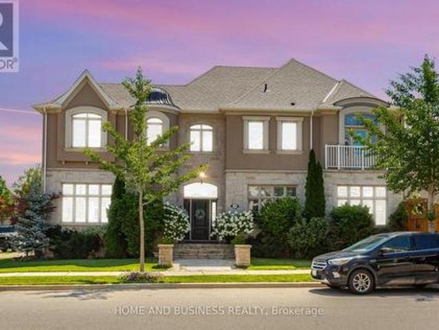 126 Mcwilliams Crescent, Oakville, ON, L6M 0W4 house for sale | Listing ID W13805 | Royal LePage