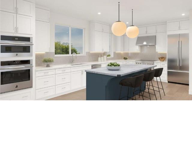 126 N Pacific Coast Highway