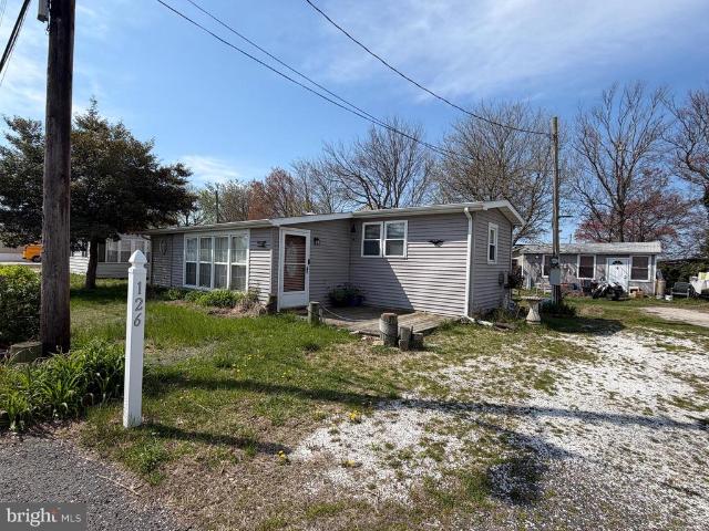 126 Newport Avenue