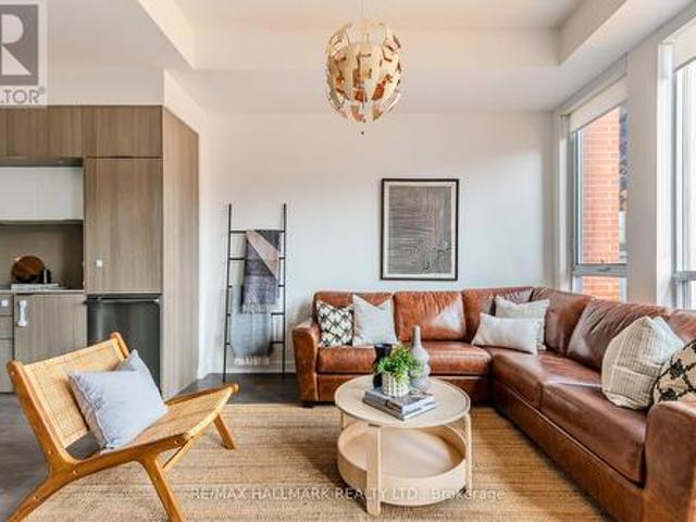 126 St David Street, Toronto, ON, M5A 0C2 townhouse for sale | Listing ID C13779 | Royal LePage