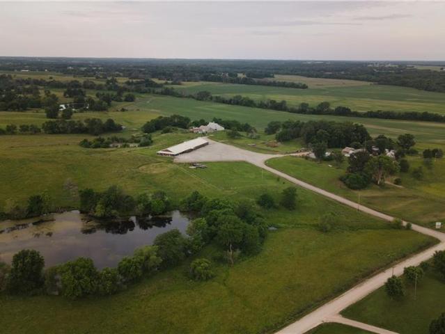 126 SW 400th Road