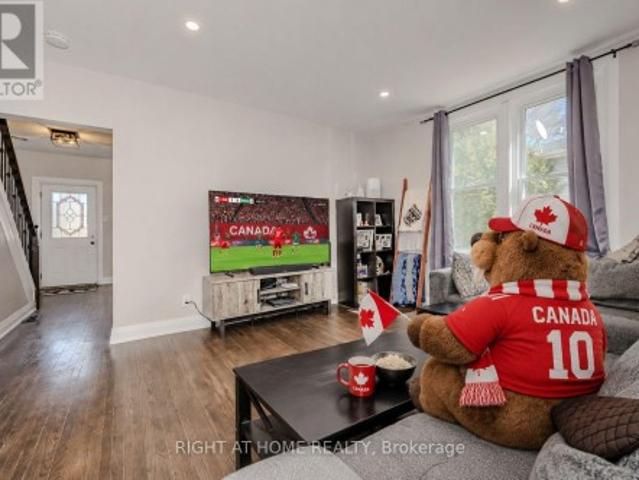 126 Poplar Avenue, Halton Hills, ON, L7J 2E2 house for sale | Listing ID W13758 | Royal LePage