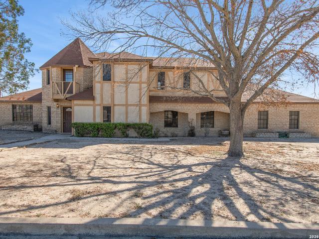 126 Packsaddle Cir, Del Rio, TX 78840 | MLS #1936