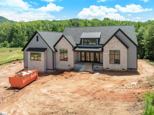 126 Pinelands Place
