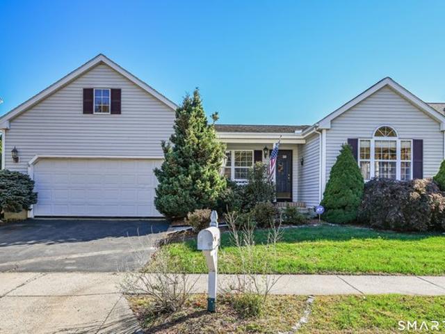 126 Rolling Grn, Middletown, CT 06457