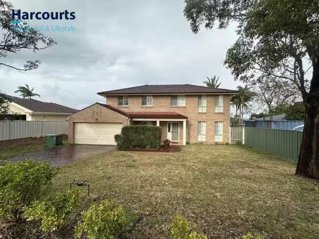 126 Roper Road, BLUE HAVEN, NSW 2262 House Leased