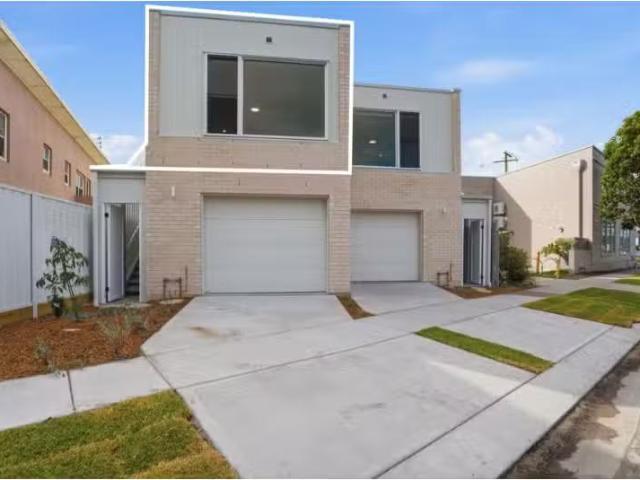 1/26 Railway St, Merewether Apartment for rent Listed by Love.