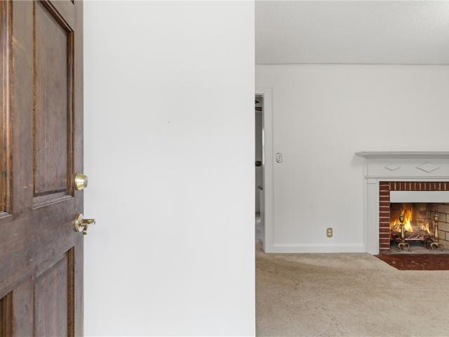 126 W Circle Avenue