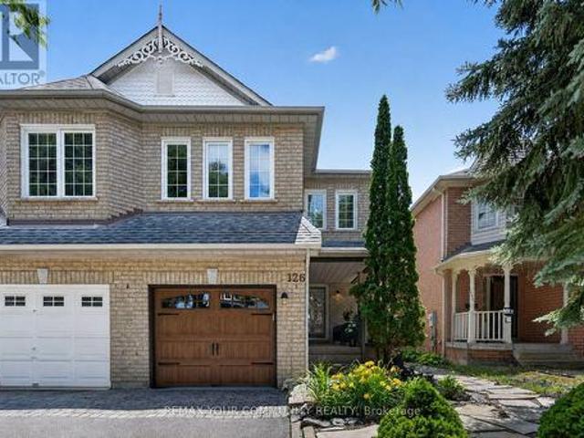 126 Woodroof Crescent, Aurora, ON, L4G 7H2 house for sale | Listing ID N13541 | Royal LePage
