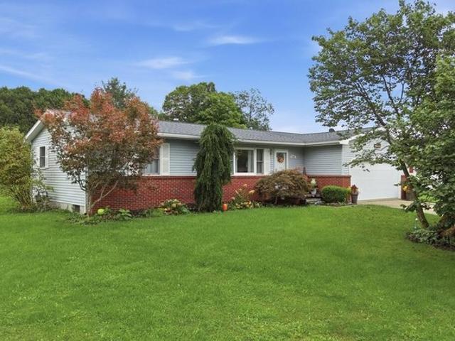 126 Weltmer Cir, Perrysville, OH 44864