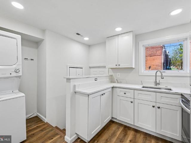 126 William Wade Avenue
