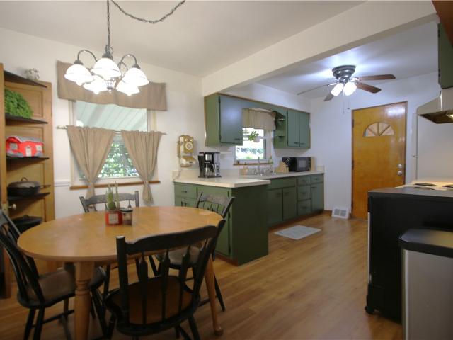 126 Third Ave