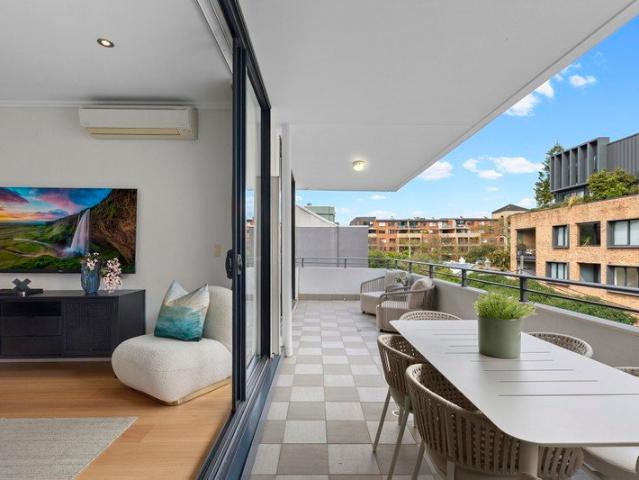 126sqm Two bedroom apartment w/expansive entertainers balcony & parking