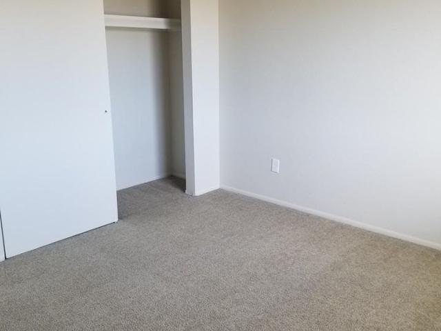 12740 1 Bedroom Apartment for Rent at Yuma Gardens Apartments, Yuma, AZ 85364 Hettema Place