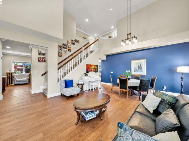 1275 Nice Ct