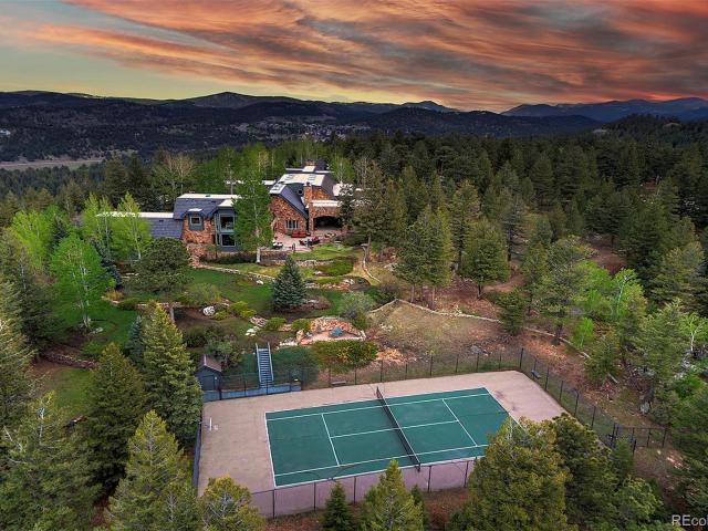 1275 Silver Tip Lane