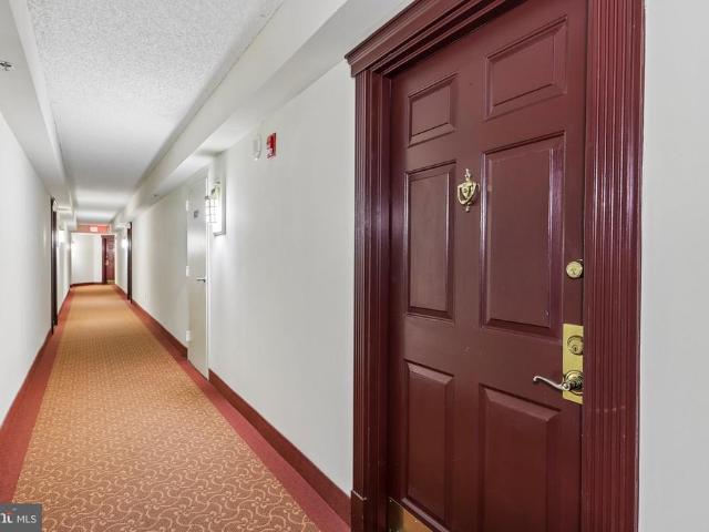 1276 N Wayne Street # 317