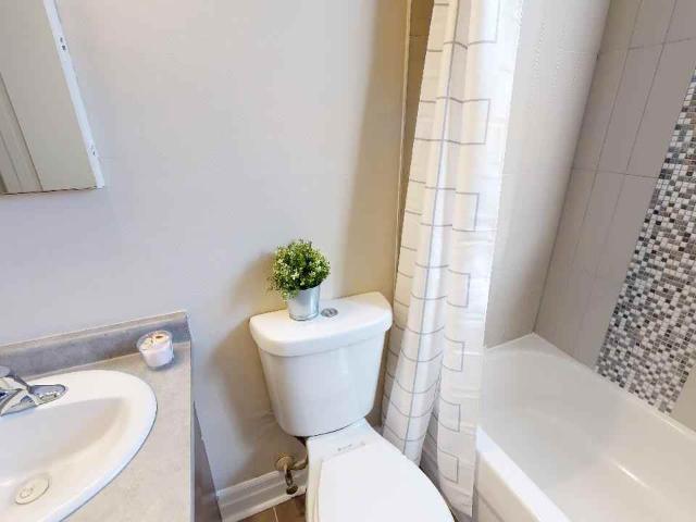 1276 Dorchester 1 Bedroom Apartment for Rent at 1276 Dorchester Ave, Ottawa, ON K1Z 8E6 Carlington