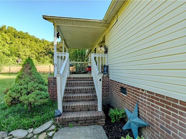 1276 Parkwood Road