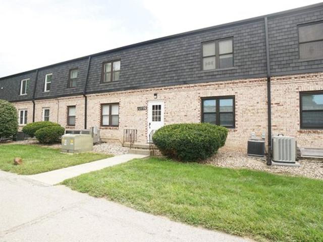12776 Deauville Dr Apt 208, Omaha, NE 68137