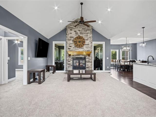 12789 Pontiac Drive