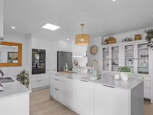 127/8 Melody Court, Warana, QLD 4575