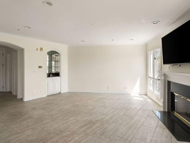 1278 S Camden Drive 103
