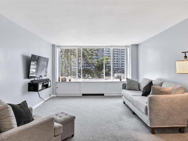 12700 Lake Avenue 408