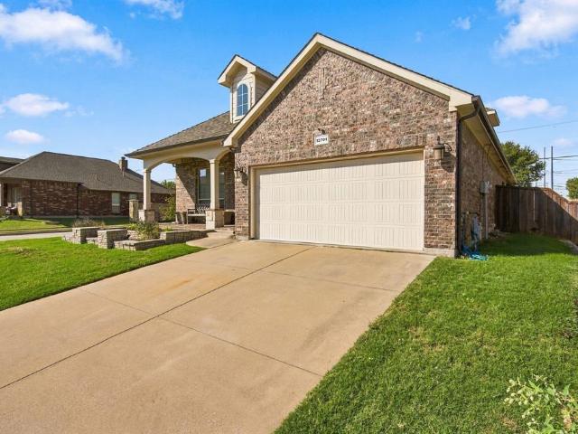 12701 Diamond Peak Drive