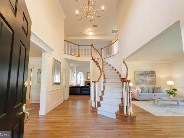 12704 Autumn Crest Drive